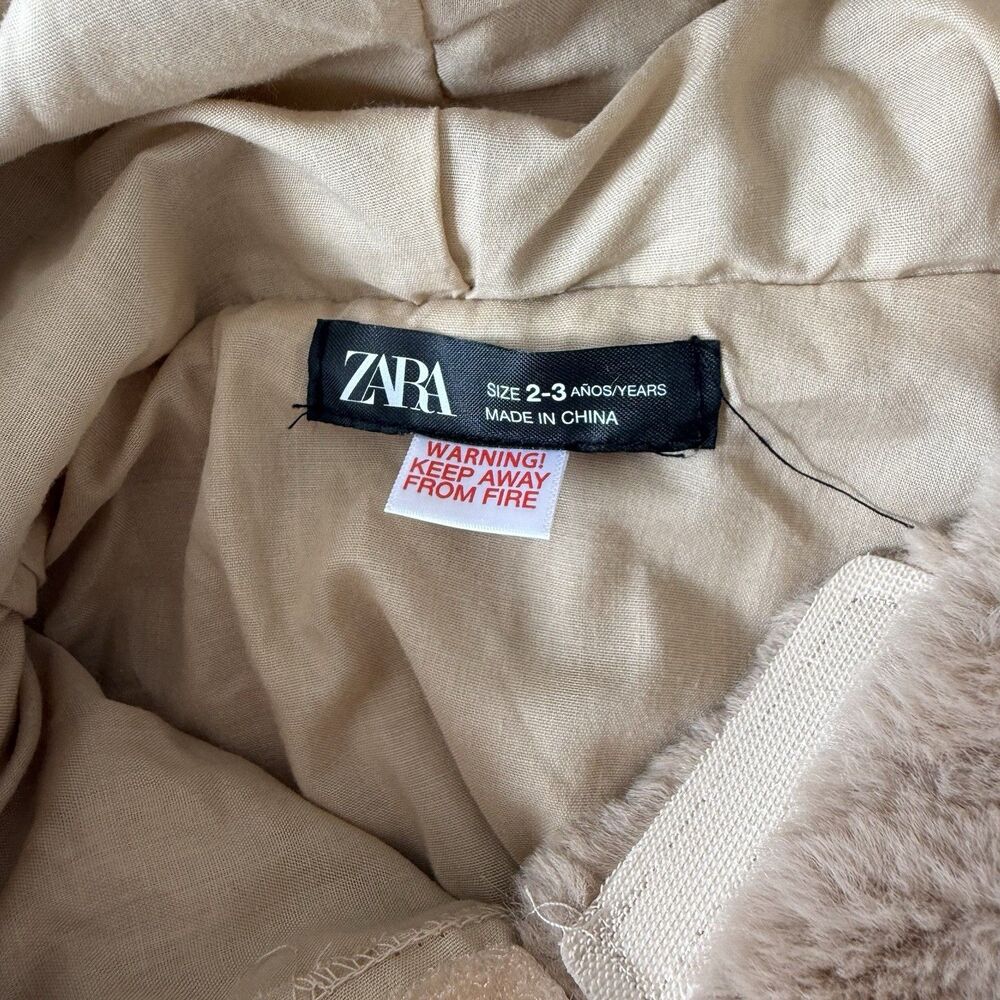 ZARA Kids Teddy Bear Hooded Cape Animal Costume Size 2-3 Years - Picture 4 of 5